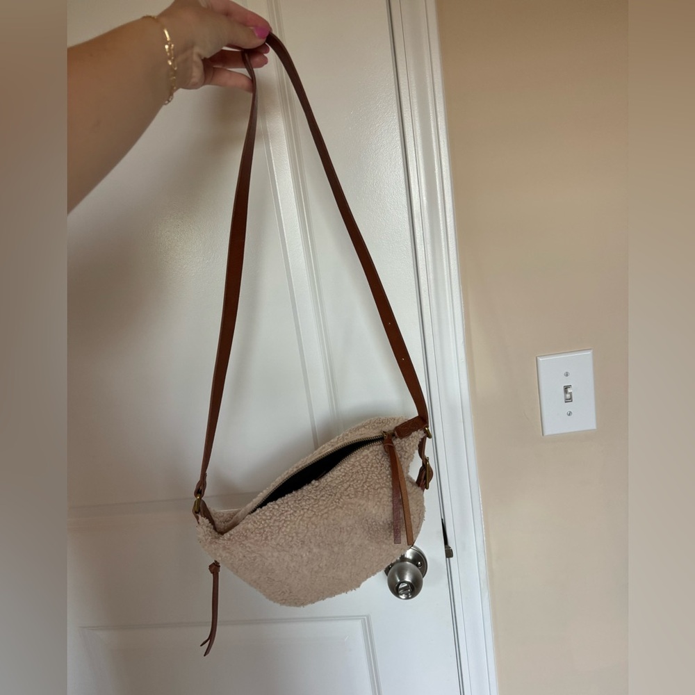 Madewell Sherpa sling bag